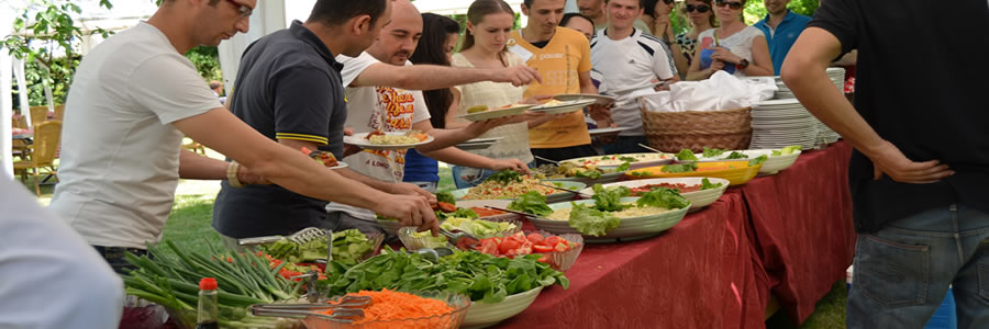 barbek, kahvalt, piknik men, piknik elenceleri, piknik yemekleri, piknikte neler yenir?